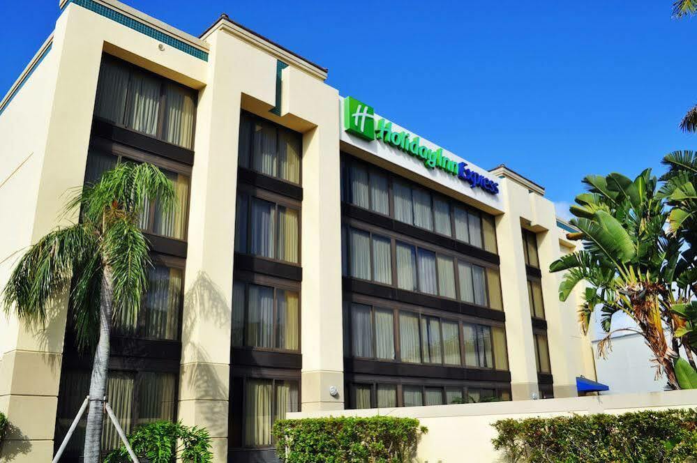Holiday Inn Express Boca Raton - West By Ihg Εξωτερικό φωτογραφία